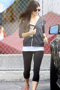 Sandra Bullock in her gym gear after a Pilates class Sandra Bullock in her gym gear after a Pilates class